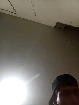 Bebicho14 online show from 09/25/25, 04:49