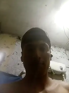 Bebicho14 online show from 11/08/25, 06:35