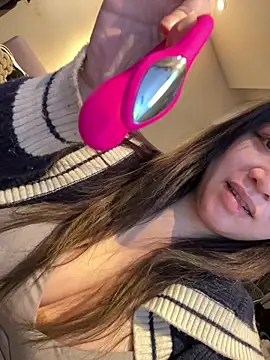 Lovelyanan online show from 03/17/26, 12:41