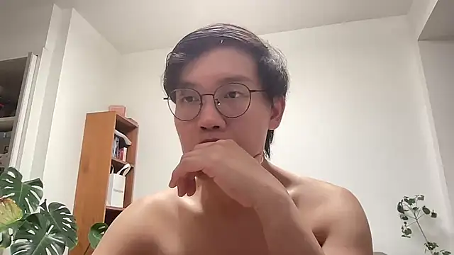 Snapshot of Passionatetwink2 chatting on 01/10/26, 04:42 Passionatetwink2 online show from 01/10/26, 04:42