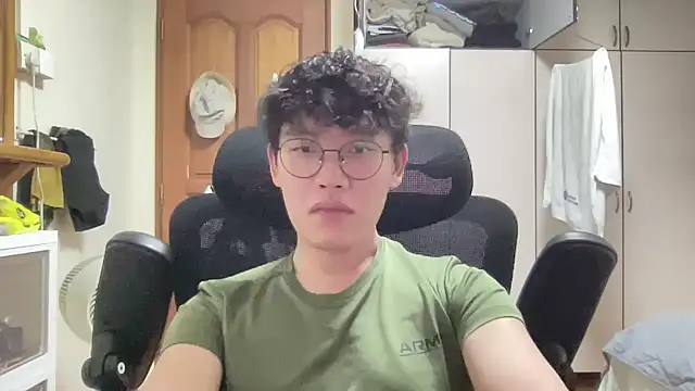 Snapshot of Passionatetwink2 chatting on 02/05/26, 10:09 Passionatetwink2 online show from 02/05/26, 10:09