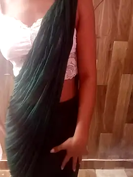 Snapshot of seema_rani68 chatting on 10/16/25, 05:08 seema rani68 online show from 10/16/25, 05:08