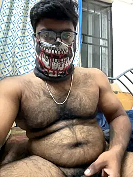 Snapshot of DJLOVE280825 chatting on 12/13/25, 08:04 DJLOVE280825 online show from 12/13/25, 08:04