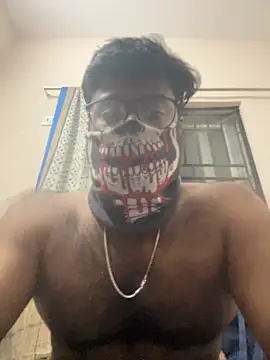 Snapshot of DJLOVE280825 chatting on 12/14/25, 07:07 DJLOVE280825 online show from 12/14/25, 07:07