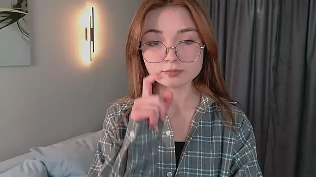 Susan Gardner online show from 10/02/25, 02:02