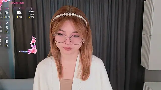 Susan Gardner online show from 10/19/25, 06:03