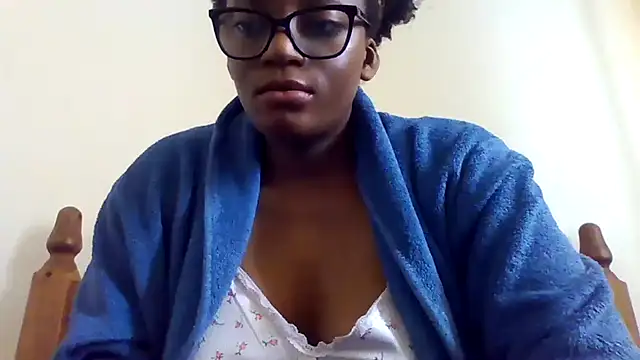 Snapshot of SexyGemBeautyX chatting on 09/13/25, 05:24 SexyGemBeautyX online show from 09/13/25, 05:24