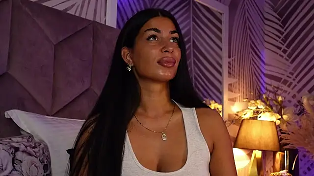 EvaRhea online show from 06/10/26, 02:56