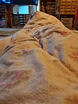 Snapshot of Horny_mummy chatting on 02/20/26, 02:39 Horny mummy online show from 02/20/26, 02:39