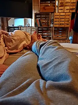 Snapshot of Horny_mummy chatting on 02/22/26, 02:48 Horny mummy online show from 02/22/26, 02:48