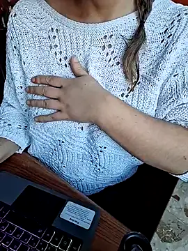 Snapshot of Horny_mummy chatting on 02/27/26, 07:30 Horny mummy online show from 02/27/26, 07:30