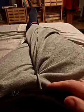 Snapshot of Horny_mummy chatting on 03/03/26, 06:14 Horny mummy online show from 03/03/26, 06:14