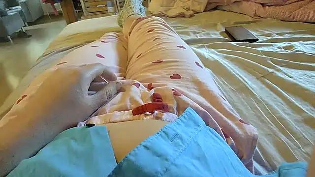 Snapshot of Horny_mummy chatting on 03/08/26, 07:45 Horny mummy online show from 03/08/26, 07:45