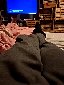 Snapshot of Horny_mummy chatting on 03/13/26, 07:09 Horny mummy online show from 03/13/26, 07:09