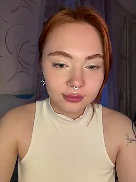Snapshot of LunaMillie chatting on 04/25/26, 03:42 LunaMillie online show from 04/25/26, 03:42