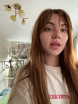 LunaMillie online show from 07/21/26, 03:58