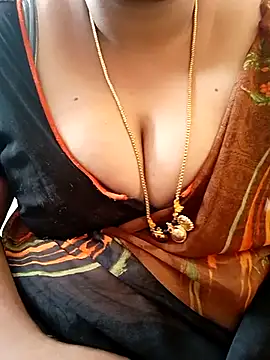 Snapshot of Geetha227 chatting on 04/19/26, 12:15 Geetha227 online show from 04/19/26, 12:15