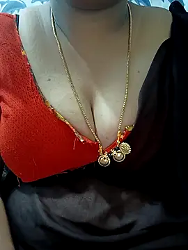 Snapshot of Geetha227 chatting on 04/24/26, 12:46 Geetha227 online show from 04/24/26, 12:46