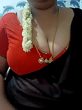 Snapshot of Geetha227 chatting on 04/25/26, 12:46 Geetha227 online show from 04/25/26, 12:46