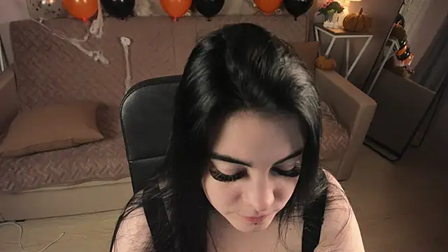 SandraEleson online show from 10/25/25, 05:48