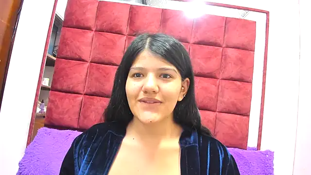 AANGELADIAZZ online show from 10/26/25, 10:04