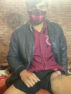 Snapshot of uniquesexyboy5689 chatting on 01/12/26, 09:25 uniquesexyboy5689 online show from 01/12/26, 09:25