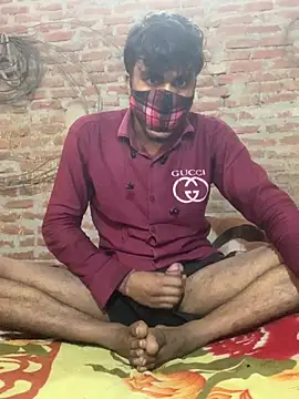 Snapshot of uniquesexyboy5689 chatting on 01/13/26, 09:25 uniquesexyboy5689 online show from 01/13/26, 09:25