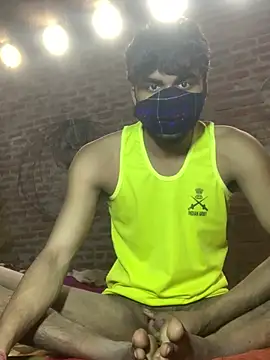 Snapshot of uniquesexyboy5689 chatting on 02/09/26, 05:44 uniquesexyboy5689 online show from 02/09/26, 05:44