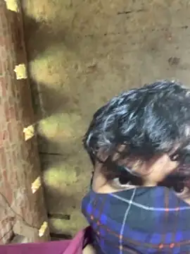 Snapshot of uniquesexyboy5689 chatting on 03/05/26, 07:04 uniquesexyboy5689 online show from 03/05/26, 07:04