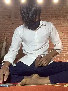 Snapshot of uniquesexyboy5689 chatting on 03/15/26, 06:08 uniquesexyboy5689 online show from 03/15/26, 06:08