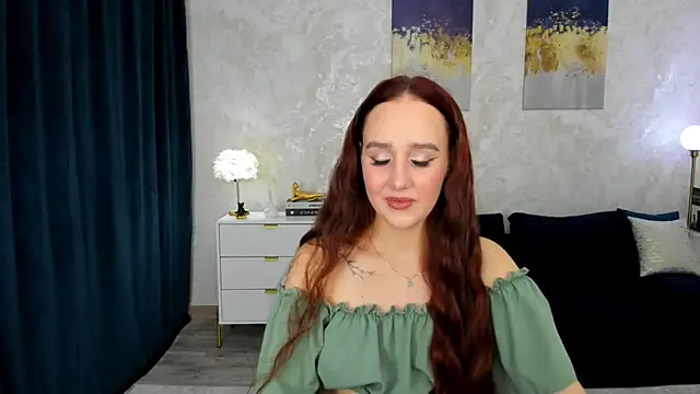 Snapshot of SabrinaCandi chatting on 06/12/26, 06:29 SabrinaCandi online show from 06/12/26, 06:29