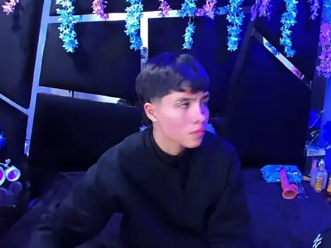 Bruno Cruzz online show from 10/28/25, 02:15