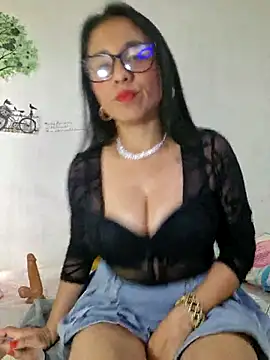 SofiiMilf online show from 05/06/26, 07:19