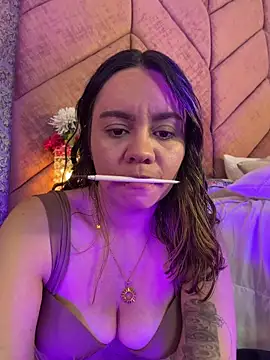 Sky Junne online show from 05/03/26, 04:46