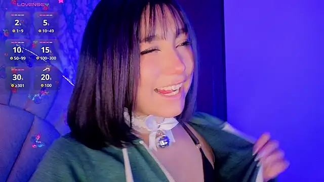 Snapshot of sophiievv chatting on 05/21/26, 06:04 sophiievv online show from 05/21/26, 06:04