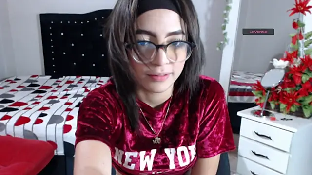 Coraline Playful online show from 09/20/25, 12:50