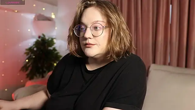 Snapshot of Alissa_S chatting on 03/01/25, 12:34 Alissa S online show from 03/01/25, 12:34