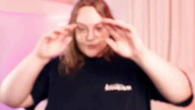 Snapshot of Alissa_S chatting on 09/09/25, 05:01 Alissa S online show from 09/09/25, 05:01