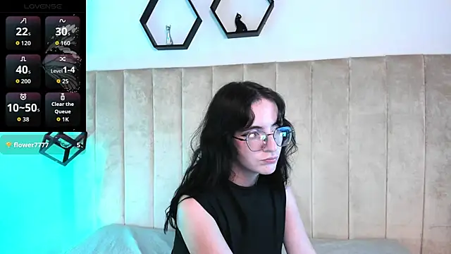 Snapshot of AfroditaLeclair chatting on 10/02/25, 09:22 AfroditaLeclair online show from 10/02/25, 09:22