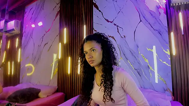 VictoriaDuart online show from 09/28/25, 07:41