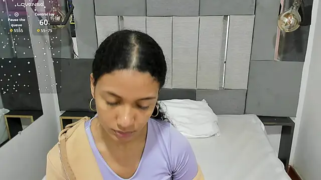 VictoriaDuart online show from 02/16/26, 08:05