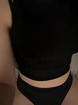 ellieen online show from 01/11/26, 10:15