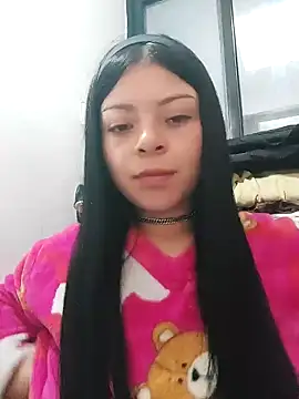 LunaJacobs online show from 10/17/25, 07:38