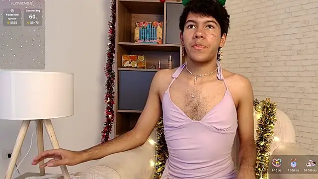 Snapshot of E_R_O_S_ chatting on 11/26/25, 09:38 E R O S online show from 11/26/25, 09:38