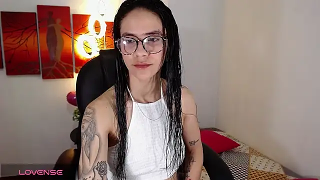 Snapshot of Ashley_olivares chatting on 09/27/25, 04:56 Ashley olivares online show from 09/27/25, 04:56