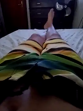 Snapshot of dani878879 chatting on 09/21/25, 05:14 dani878879 online show from 09/21/25, 05:14