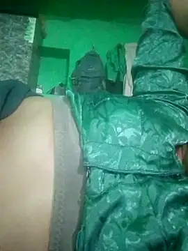 Snapshot of manish_hot473 chatting on 09/18/25, 09:22 manish hot473 online show from 09/18/25, 09:22