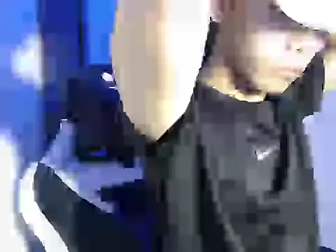 Snapshot of Bad_angelxx chatting on 09/11/25, 03:23 Bad angelxx online show from 09/11/25, 03:23