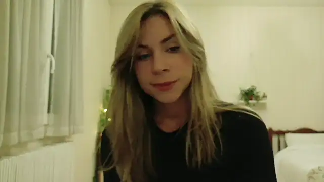 Snapshot of wonderalice31 chatting on 09/26/25, 07:07 wonderalice31 online show from 09/26/25, 07:07