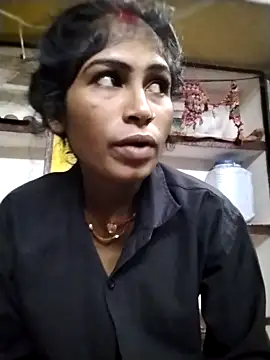 Snapshot of Susila_ji chatting on 09/11/25, 08:31 Susila ji online show from 09/11/25, 08:31